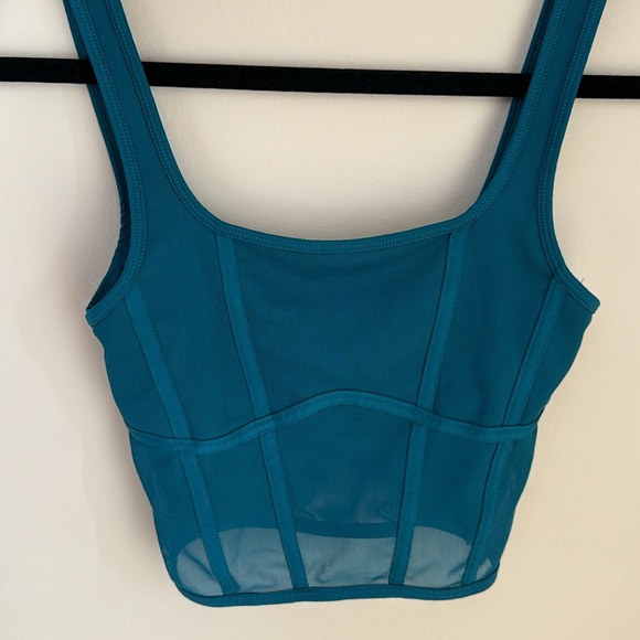 Garage Crop Top Tank XS - Picture 2 of 5